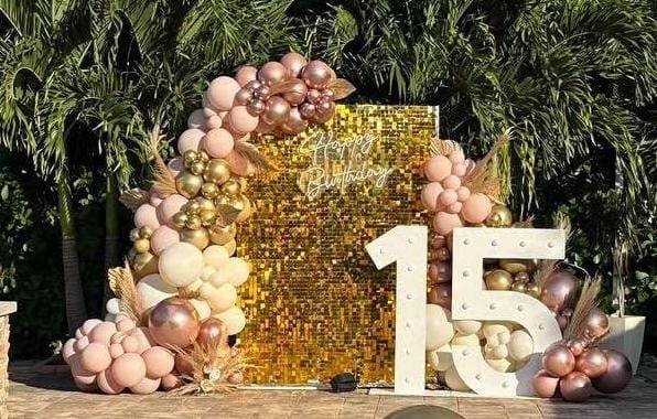 Royal Birthday Black & Gold Luxury Room Decoration (Design #36) - Birthday Decorations in Gurugram