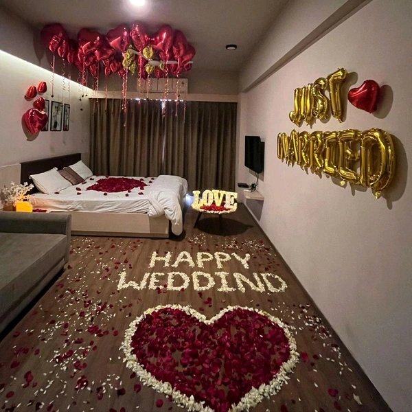 Intimate Romantic Room Luxury Romance Bed Decoration (Design #27) - Love & Romantic in Gurugram